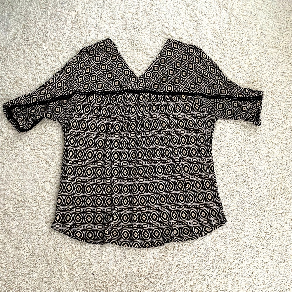 Lucky brand short sleeved blouse, size Large